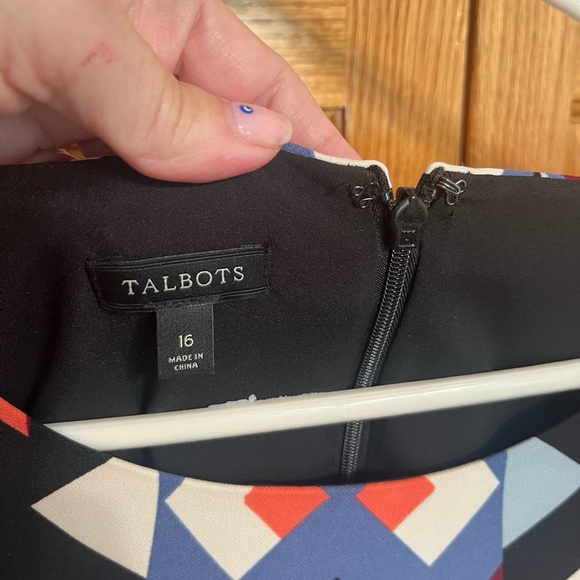 Talbots geometric placed print dress. SZ 16 Black/multi color. Round nec… - Picture 2 of 8